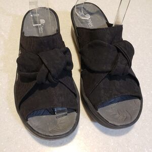 Bzees Smile II Bow Womens Size 8.5 M Shoes Black Sandals Wedge